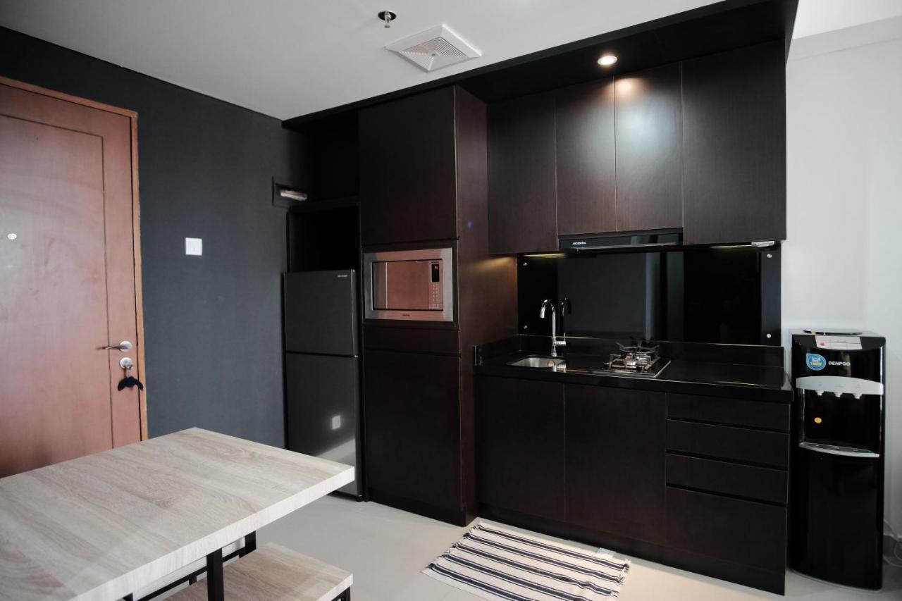 2 Bedrooms - Royal Olive Apartment - Pejaten South Of Jakarta Exterior photo
